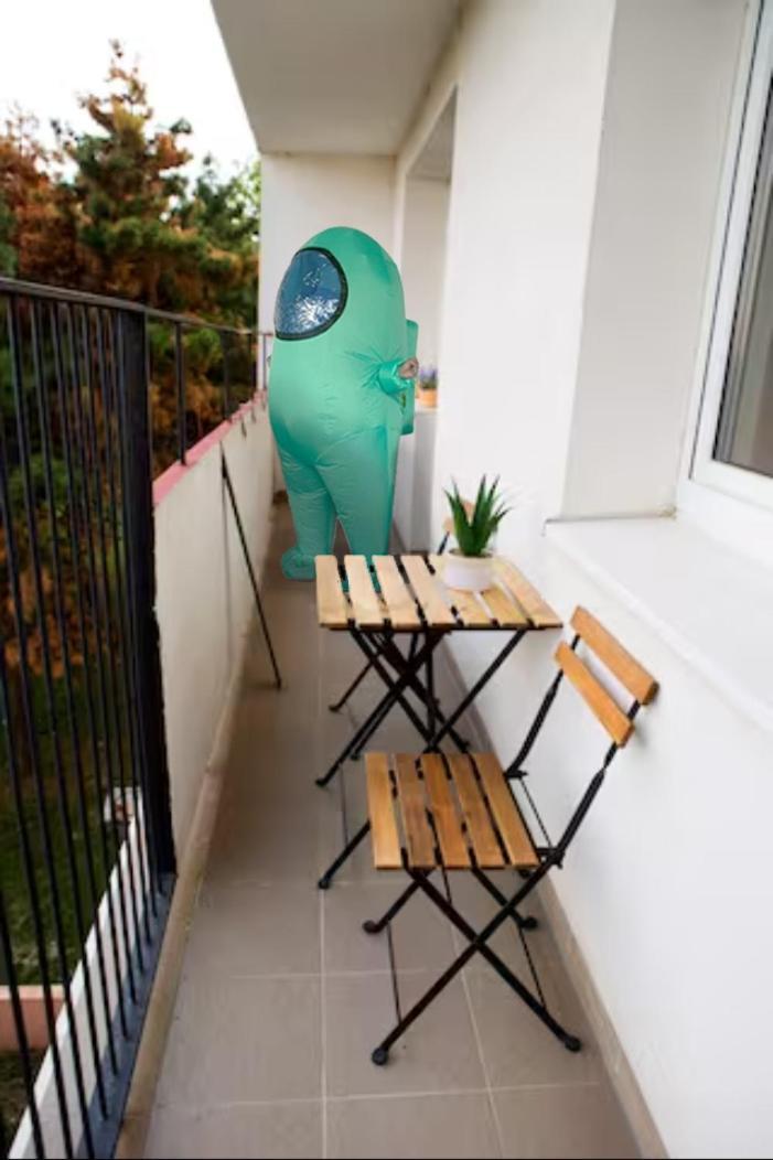 New Colorful Apartment With Big Balcony Pressburg Exterior foto